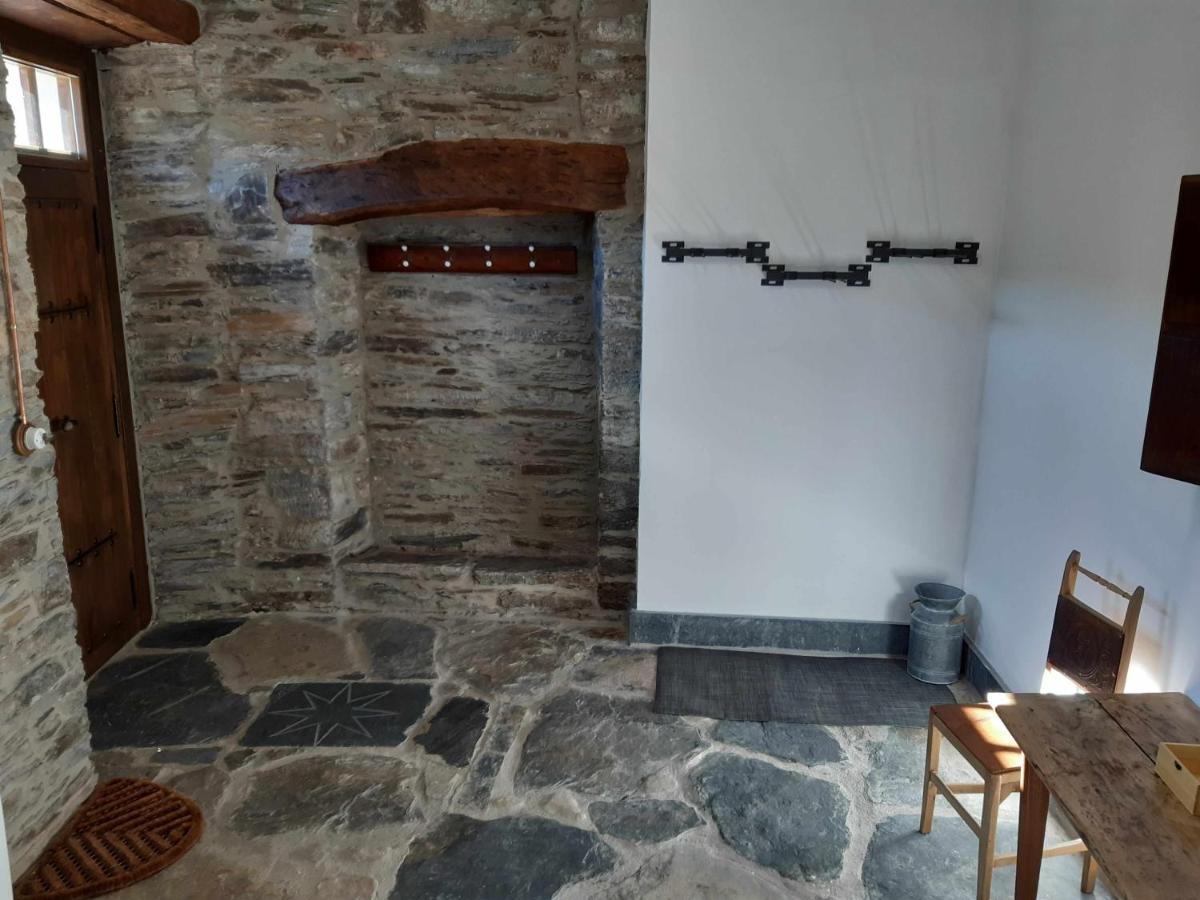 Casa Rural Estrella Del Sil Corbon del Sil Exterior photo